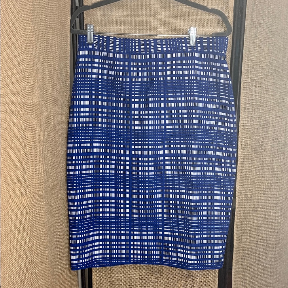 Banana Republic Navy and White Pencil Skirt